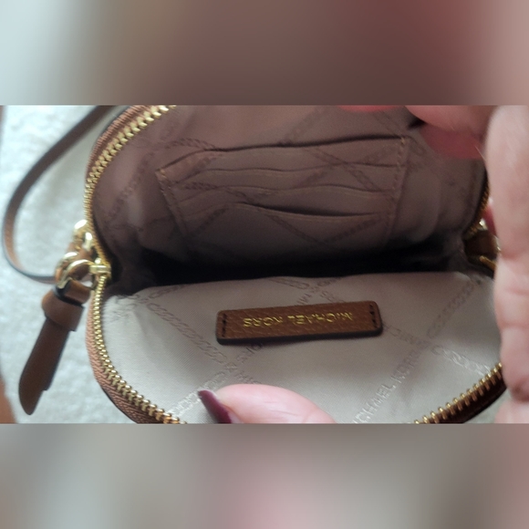 Michael Kors Crossbody - Picture 6 of 11